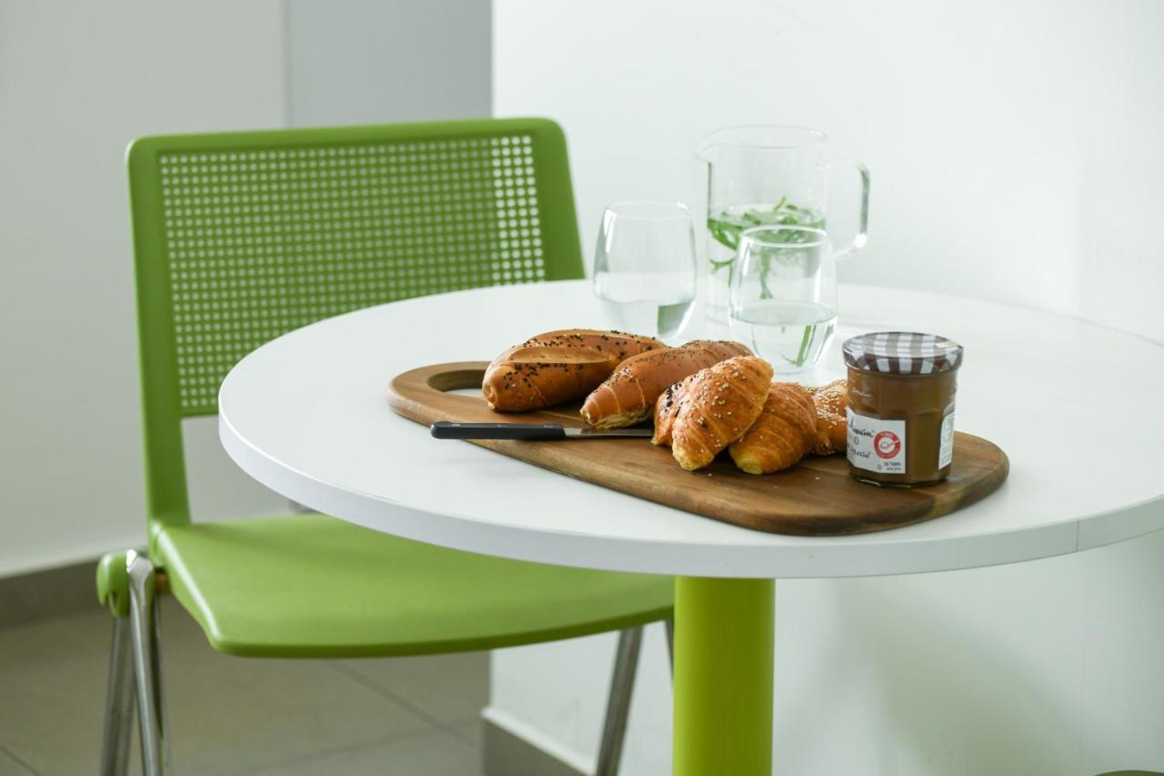 דירות גני תערוכה - Tlv University Apartments Near Expo By Sea N' Rent Tel-Aviv Kültér fotó