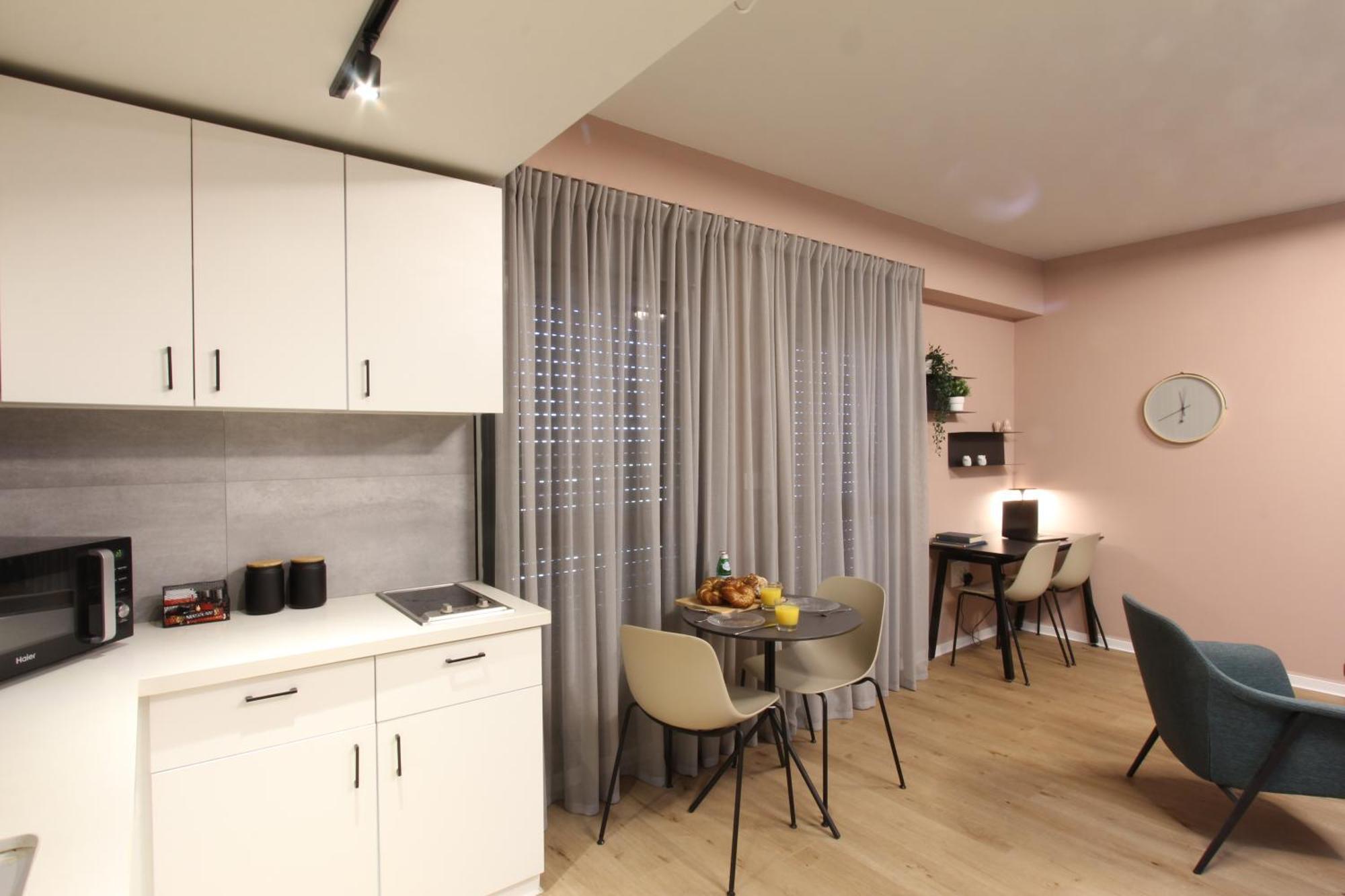 דירות גני תערוכה - Tlv University Apartments Near Expo By Sea N' Rent Tel-Aviv Szoba fotó